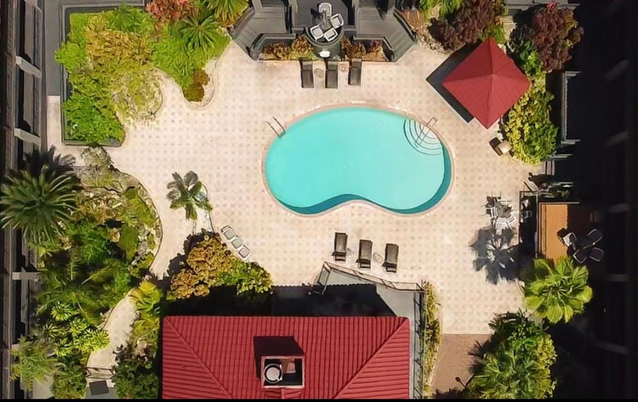 Red Roof Inn Plus & Suites Tampa Exteriér fotografie